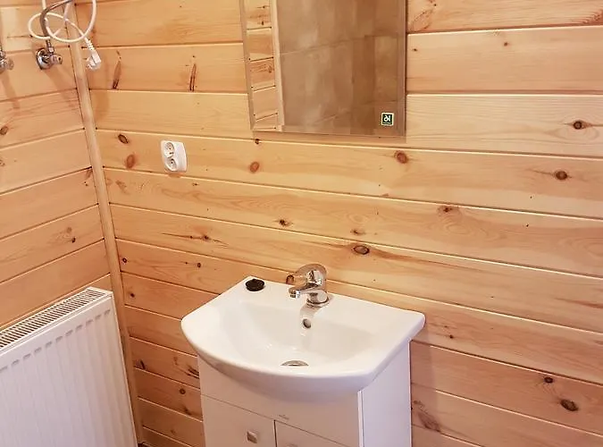 Caloroczne Bajka Деревянный коттедж